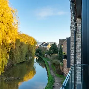 The Holt York-charming House With 3 Bedrooms Holiday home